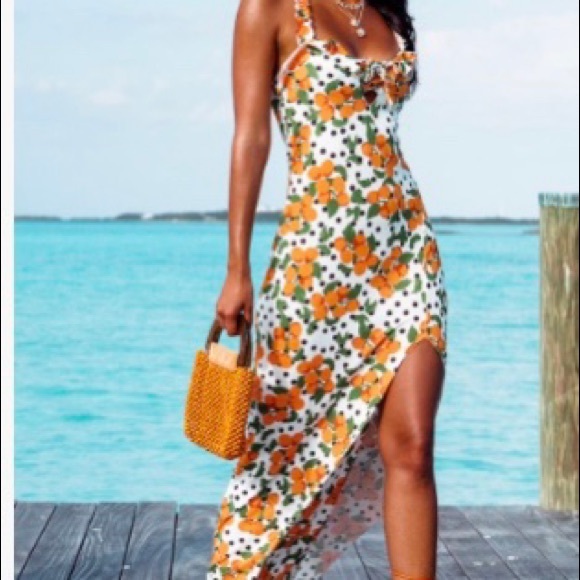 PrettyLittleThing Dresses & Skirts - Pretty Little Thing Dress